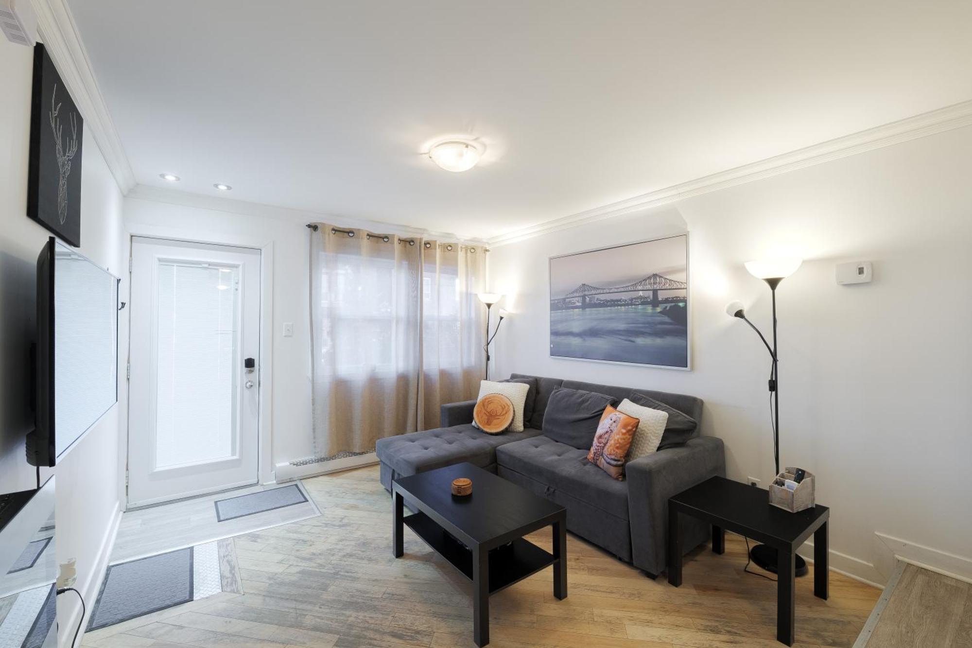Chez Sarah: Montreal Themed Cozy Loft Lejlighed Eksteriør billede